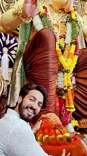 Today’s special : Lalbaugh raja ji ke Darshan with family. ✨ | Thakur Anoop Singh