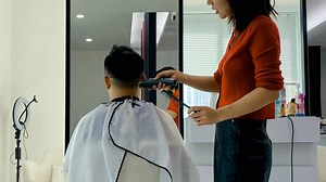 SISI LAIN: Salon Plus Plus, Benarkah Masih Eksis? - Trans TV