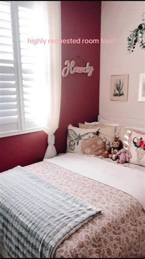 room tour! all creds towards my lovely mom #fyp #foryoupage #lipsync #algorithm #roomtour