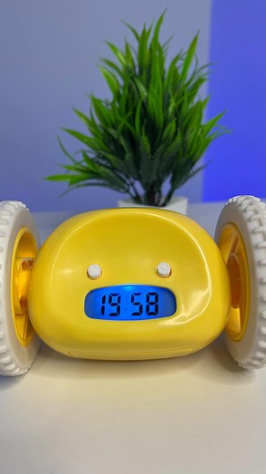⏰ Funny Alarm clock 😂 - you must wake up to turn off this Alarm clock Buy link Bio ✅ #gadgets #alarm #amazonfinds #amazonfinds2023 | Sakthivel Prabakaran