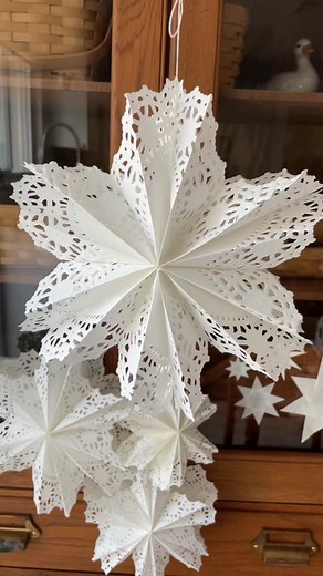 DIY Snowflake Doilies Tutorial