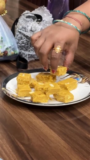 Sunita on Instagram: "Tasty Homemade Burfi 🍞 . . . . . . #food #sunitakirasoi #reels #burfi #burfy❤️ #burfirstcoffee #kitchen #desi #homemadefood #cooking #shorts"