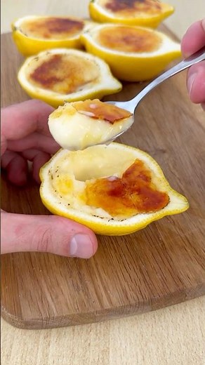 CRÈME BRÛLÉE in a LEMON? 😍🍋 #dessert #lemon #recipe #easyrecipe #food #foodie