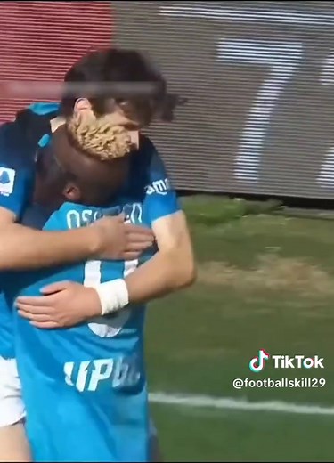 Top Football Highlights: Goals and Game Moments