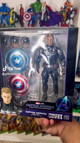 Captain America Stealth Suit has to be easily top 3 of best suits for Steve Rogers 🔥 #captainamerica #steverogers #captainamericathewintersoldier #captainamericaedit #marvel #foryou #fypシ゚viral Mafex No.202 Captain America The Winter Soldier