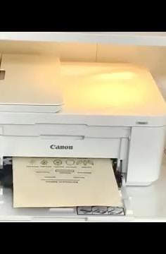 How to Transfer an Embroidery Pattern to Fabric Using A4 Sticky Paper. #embroiderytutorial