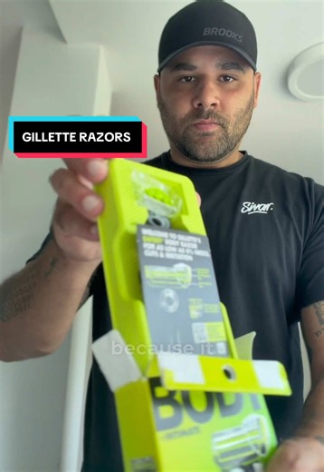 GilletteLabs Body Razor: Travel Essential for Face & Body