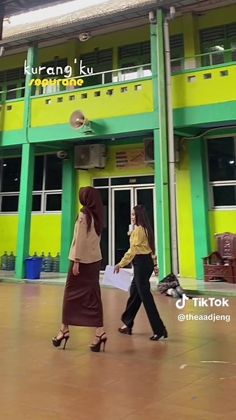 POV: Modeling Class #smkpenda2karanganyar #smkhebat