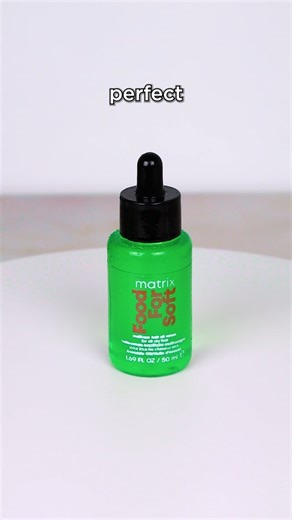 Melissa Alt Cakes on Instagram: "This cake is glowing!👽 @matrix . . . . #cake #isitcake #beauty #matrix #melissaaltcakes #realisticcakenyc #realisiccake #edibleart #gelatin #melissaaltcakes #nyx"