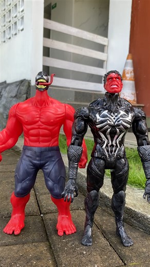 VenomAndReds Hulk Swap Head's Yes #marveltoys #hulk