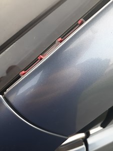 07 windshield moulding/clips