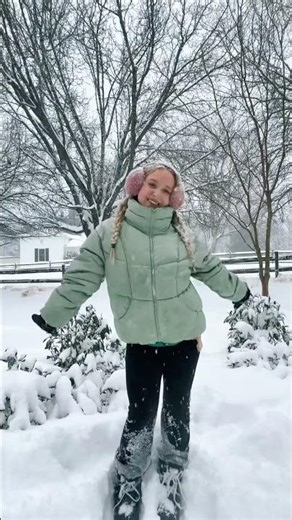 snow day ❄️ #shorts #snowday #relationship #winter