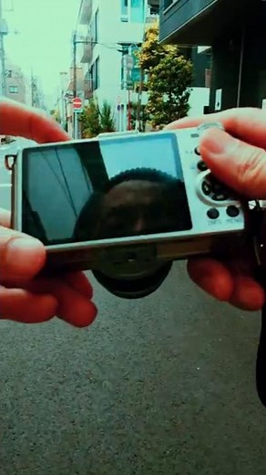 The world's smallest mirrorless camera? / PENTAX Q10