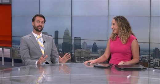 WDRB's Reyna Katko pranks Matthew Wine with fake breaking news