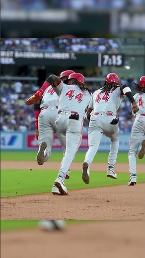 The anatomy of an Elly stolen base ⚡️