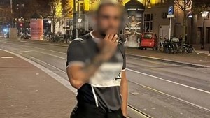 Αυτός είναι ο πασίγνωστος τράπερ που συνελήφθη μετά από καταδίωξη στα Πατήσια – Το μαχαίρι των 20 εκατοστών και το «σκοτεινό» παρελθόν στη φυλακή - to10.gr