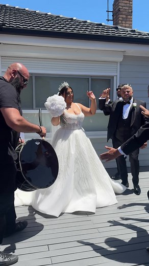 Stunning Lebanese Bride: A Glimpse into the Celebration