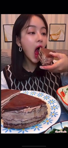 Korean Pancake Cake Mukbang: Sweet Treats Galore
