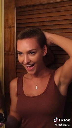 We miss @rachelc00k Buzzcut #buzz #buzzcut #bald #shavedhead #shavingmyhead #shavedheadgirl #shorthair #shaveitoff #rachelcook