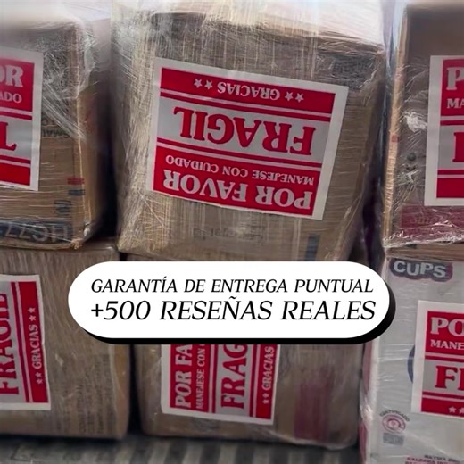 ✨ ¡Transforma tu espacio con nuestros exclusivos centros de mesa de velas y flores! 🌸✨ Cada diseño es único y se personaliza según el color y aroma que elijas, utilizando materiales de la mejor calidad. Nuestros centros de mesa no solo son hermosos, ¡también son prácticos! ✅ No se marchitan, no se tiran y siempre serán el centro de atención en cualquier ocasión. ¡La gente simplemente no puede resistirse a llevárselos! 📦 Enviamos a toda la República, así que no importa dónde estés, ¡haz tu pedi