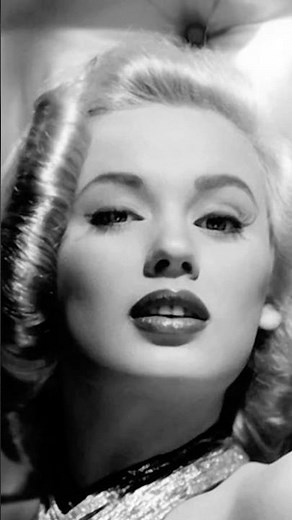 Vintage Photos. #mamievandoren #jeannecarmen #vintage #50s