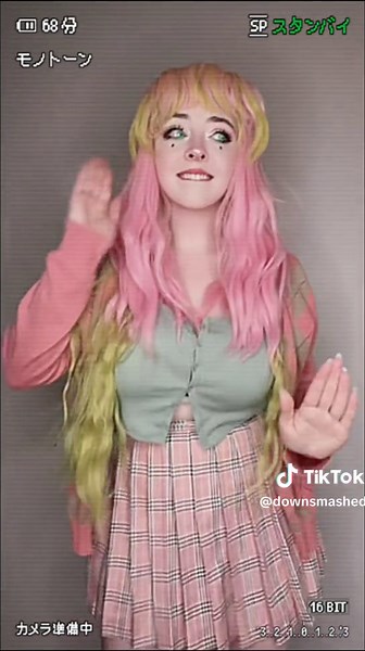 Mitsuri Kanroji Cosplay Showcase