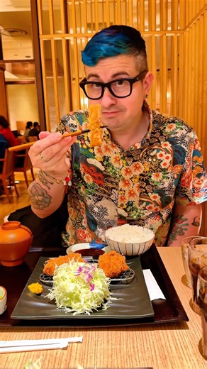 Is this the best Tonkatsu near Maihama Station? 🍛✨ #japanfood #disneyfood #foodie