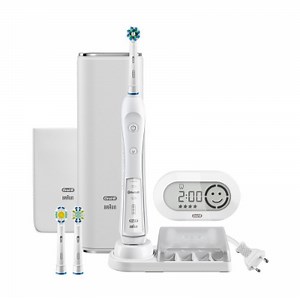 Braun 百靈 Oral-B P7000 With Wireless 白色 藍牙電動牙刷 | 友和 YOHO