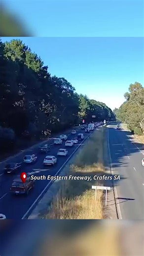 Serious crash on SE freeway causes delays