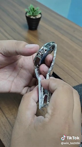 Chaxigo Men's Classic Stainless Watch | Vintage Branded Waterproof Timepiece