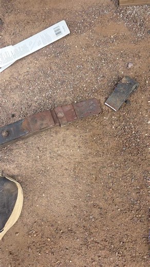 Check your leaf springs. #freakinnomads #rvlife #leafspring