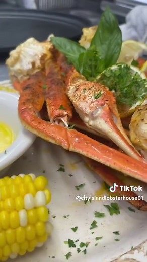 Lobster or Crab: What's Your Choice?