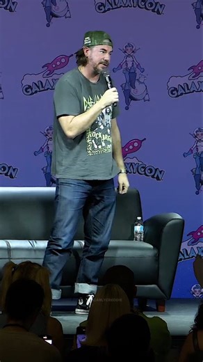 Tuba on Instagram: "Jerry made it clear that the iCarly movie isn't greenlit yet but in development. And he is hopeful!! 😎 @paramountplus we want icarly back!! • Credits: @galaxyconlive • iCarly revival was unfairly canceled with two huge cliffhangers in the finale. ❗Please sign the petition to get the a proper ending. Don't forget to confirm your email address by checking out your emails afterwards. Link in bio. ❗Use hashtags #SaveiCarly and #WeWantiCarlyS4 everywhere, especially on X/Twitter