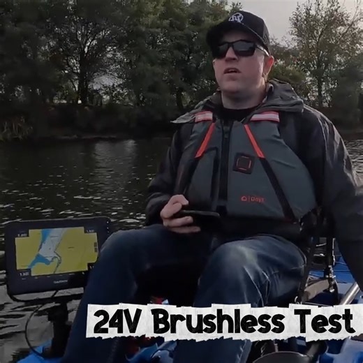 Quick comparison clip We mounted an off-the-shelf 24V brushless outboard (no steering added) and ran a straight-line test in our sheltered test area. Brushless 24V: • ~4.1–4.4 mph • 500–600W draw • Cavitation no steering FluxJet Jet Drive at 24V: • ~4.8–4.9 mph • ~700W draw • Tight turns with foot pedals • Reverse precise control • Nothing hanging off the stern 📺 Full video is now up on our YouTube channel. 🔔 36V max-speed test drops soon — subscribe for updates. 📬 Join our email list for ear