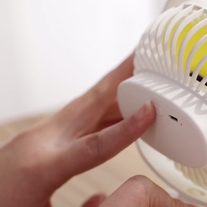 Zingiber Table fans, USB Rechargeable Portable Fan, Battery Operated Clip on Mini Desk Fan, with 720 °Rotation, Fast Air Circulating, Super Lower Noise, 3 Speeds, Personal fans, Black