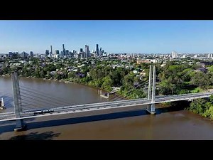 Metro journey to UQ Lakes station