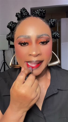 Mac Cosmetics matte lipstick 💄 Lip 👄 tutorial 💋💄#lipcombo #maccosmetics #lipsticktutorial