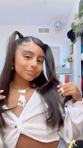 Mia Naomi on Instagram: "Hey pookie👋🏻 showing off my gorgeous necklaces from the best @trescolori ✨ #reel #reelsinstagram #reels #reelsviral #heypookie #trend #trending #reelsinsta #viralreels #fypage #explorereels #fashionblogger #asthetic #coquette #coquetteaesthetic #reelsindia"