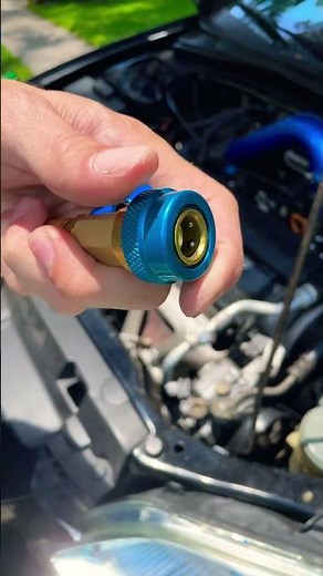 AC Schrader Valve removal (EASY WAY)