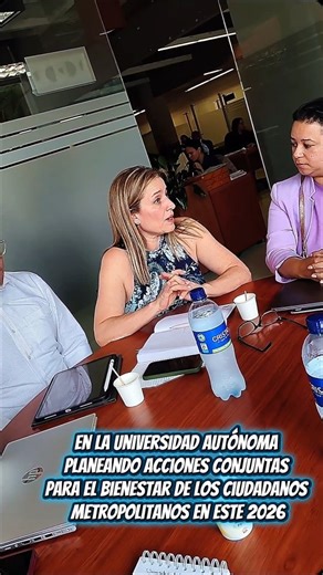 Área Metropolitana CSC on Instagram: "Junto a un equipo interdisciplinar de la @uammanizales trabajamos en el plan de acción para este 2026 para llevar progreso a los territorios que componen nuestra Área Metropolitana 🌐📍🫂"