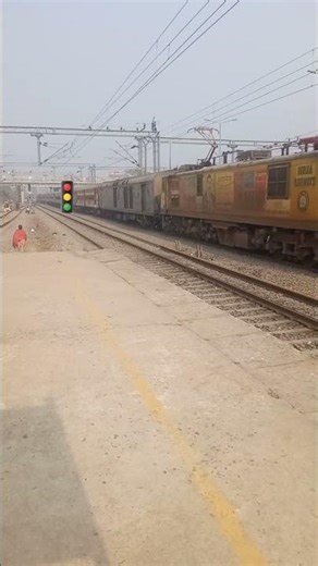 🚥🚦🚀☠️🚥🚝🚝🥶🚀