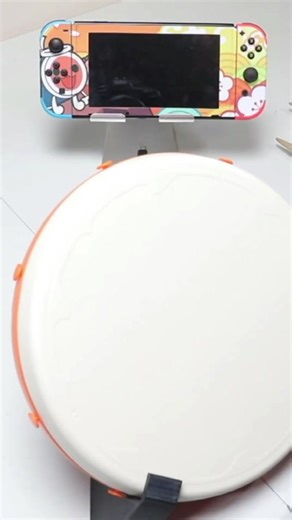 No Switch Dock required, just connect the Pro Drum Controller directly...