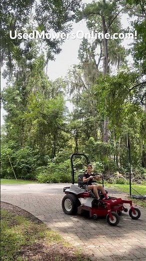 ExMark E-series Zero Turn Lawn Mower