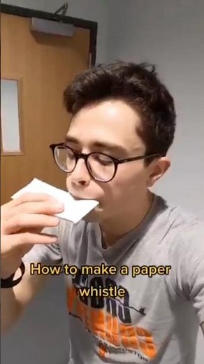 paper_whistle_trick_,_how_to_make_paper_sound_maker_at_home_,_best_paper_toy_to_make_in_school(360p)