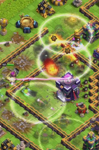 TH14 Warden Walk Strategy with Fireball and Super Balloon