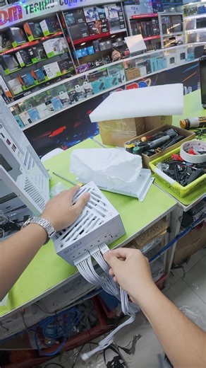 340K views · 4.5K reactions | 퐏퐎퐕: 퐁퐮퐢퐥퐝퐢퐧퐠 퐖퐡퐢퐭퐞 퐁퐮퐢퐥퐝! 퐏퐫퐢퐜퐞 퐚퐫퐨퐮퐧퐝 ₱ퟐퟗퟓ퐤 螺 #jdmtechnocomputercenter #jdmtechnocomputer #buildoftheday #POV | JDM Techno Computer Center | Facebook