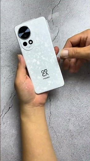 Stop Installing Screen Protectors Wrong #shorts #protector #hack