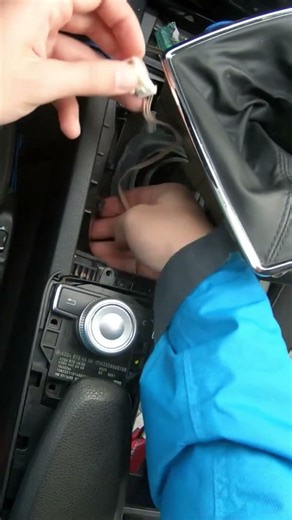 Mount electronic parts back on car #tutorial #joystick #mercedes #navigation #w204 #electrical