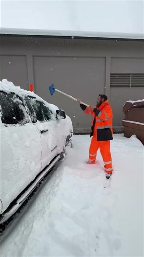 The trusty tool to clean up snow after Northern California storm
