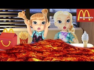 FROZEN Elsa McDonalds + The Floor is Lava + Pool Party - Come Play FROZEN Toddler Dolls Compilation